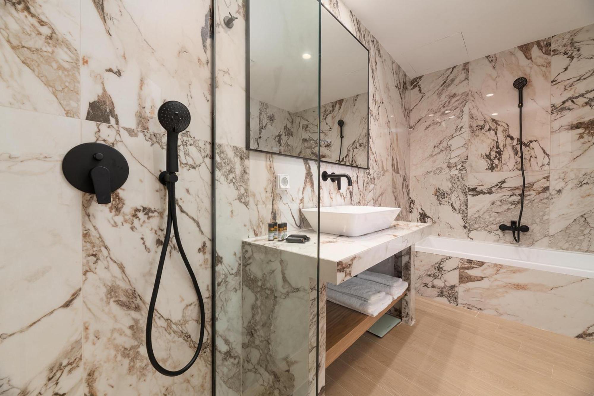 The 12Th City Hotel Rhodes City Extérieur photo